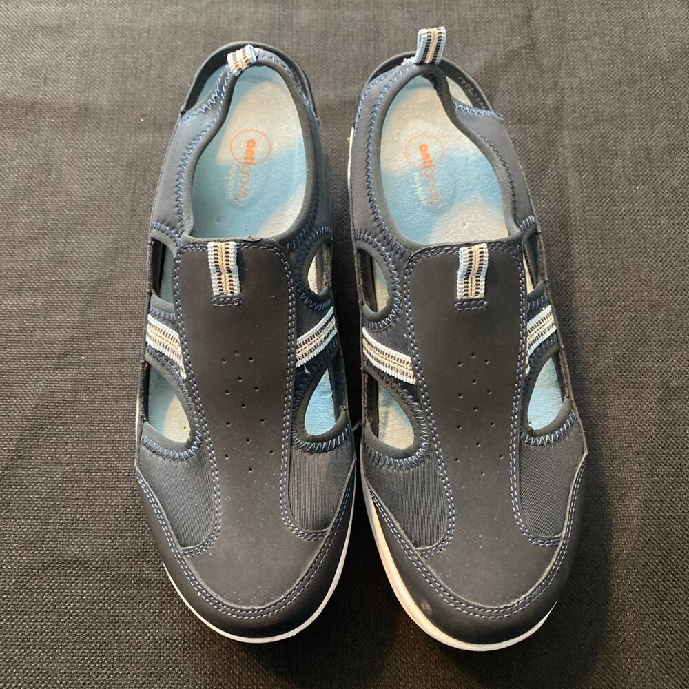 Ladies Sz 10 easy spirit
